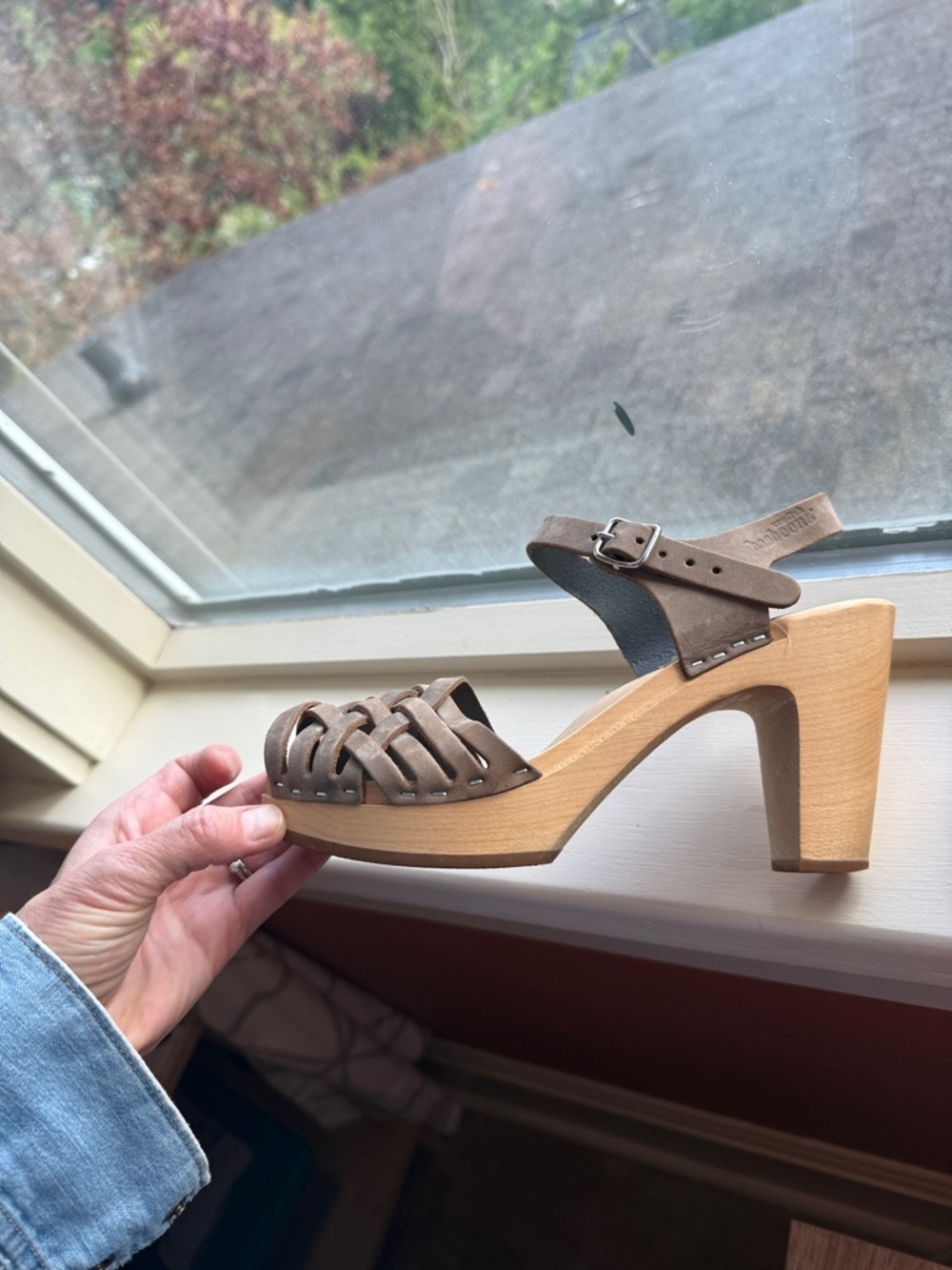 Women’s Swedish Hasbeen Wooden Clog Sandals - Gray - size 37 - Picture 3 of 16
